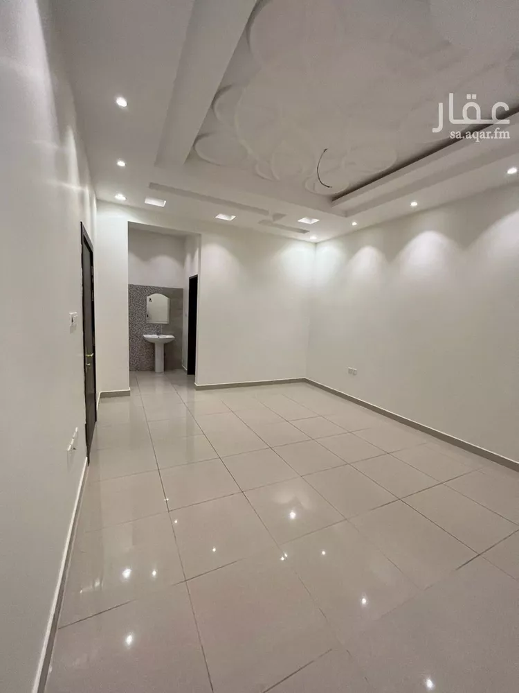 فيلا للإيجار في شارع رقم 545, حي النرجس, مدينة الرياض, منطقة الرياض صورة 3