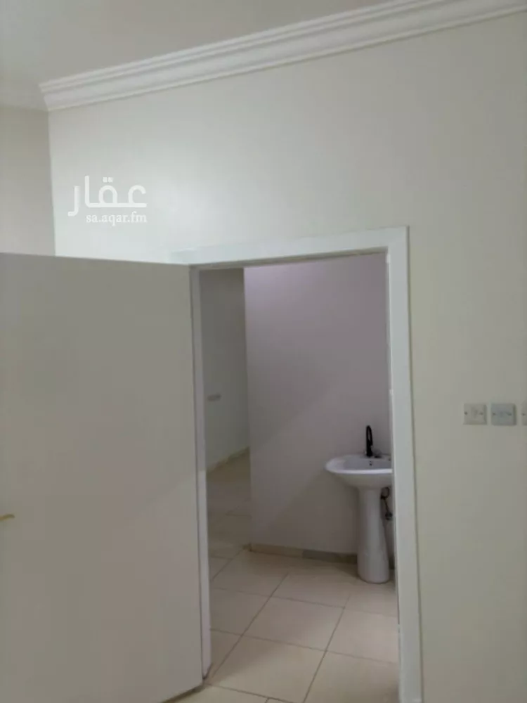 شقة للإيجار في شارع الطيب الساسي, حي الرمال, مدينة الرياض, منطقة الرياض