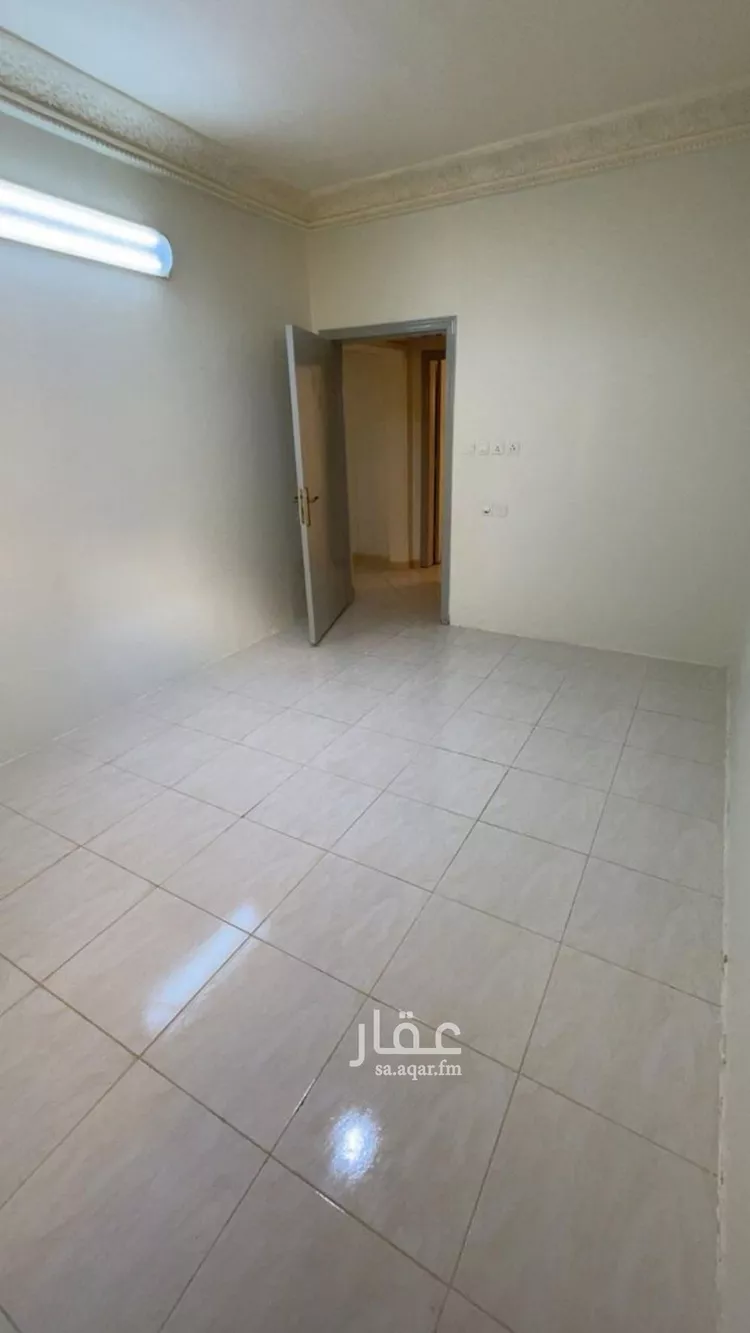 شقة للإيجار في شارع العرقين, حي إشبيلية, مدينة الرياض, منطقة الرياض