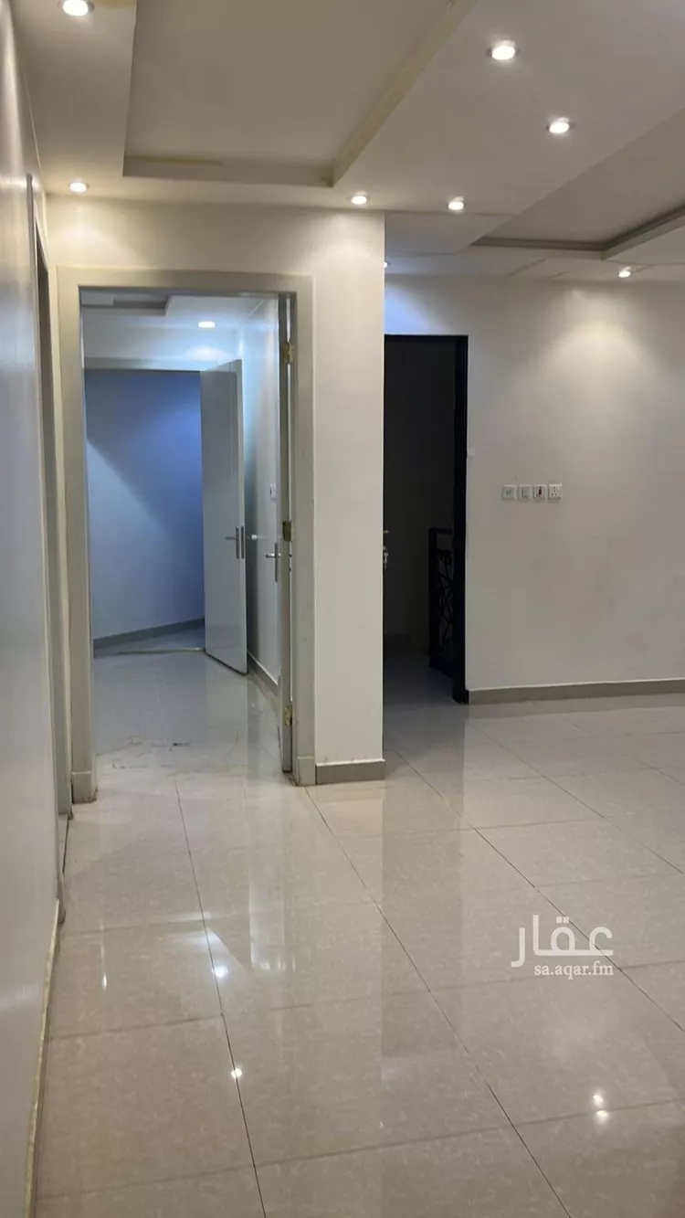 شقة للإيجار في شارع حسين بن صديق دحلان, حي عكاظ, مدينة الرياض, منطقة الرياض صورة 2