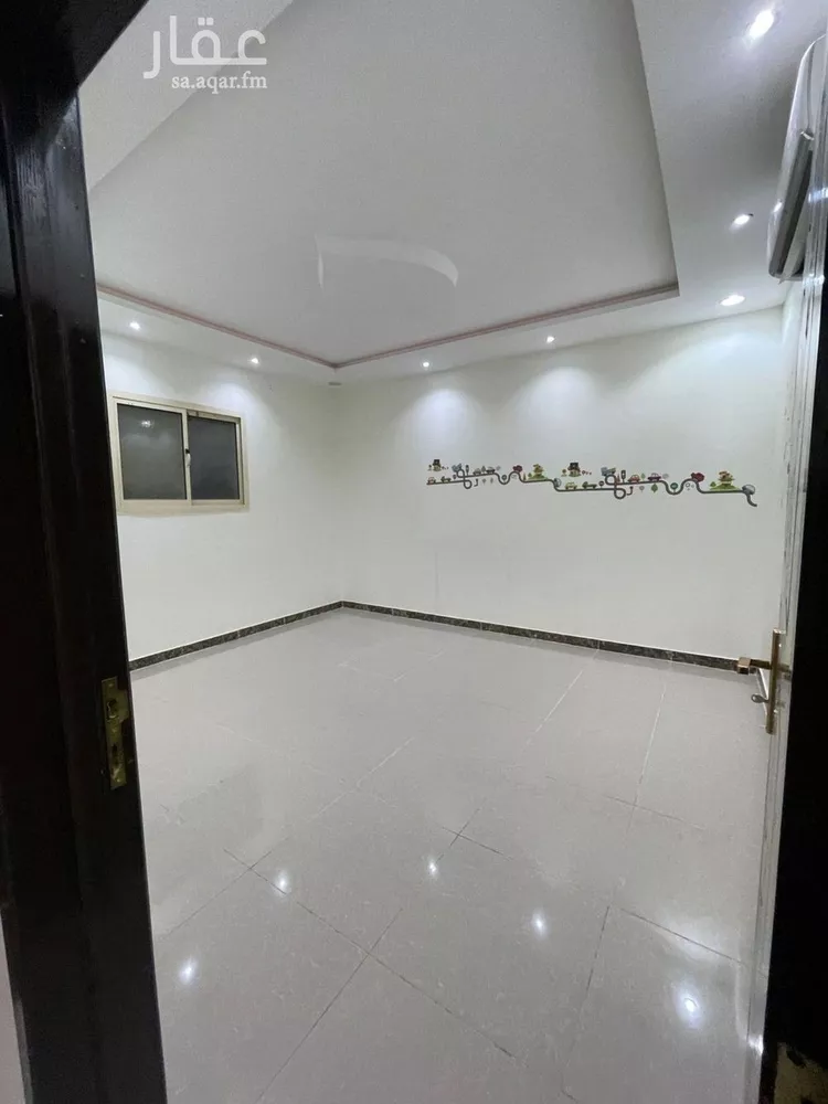 فيلا للإيجار في شارع القويعة, حي طويق, مدينة الرياض, منطقة الرياض صورة 2