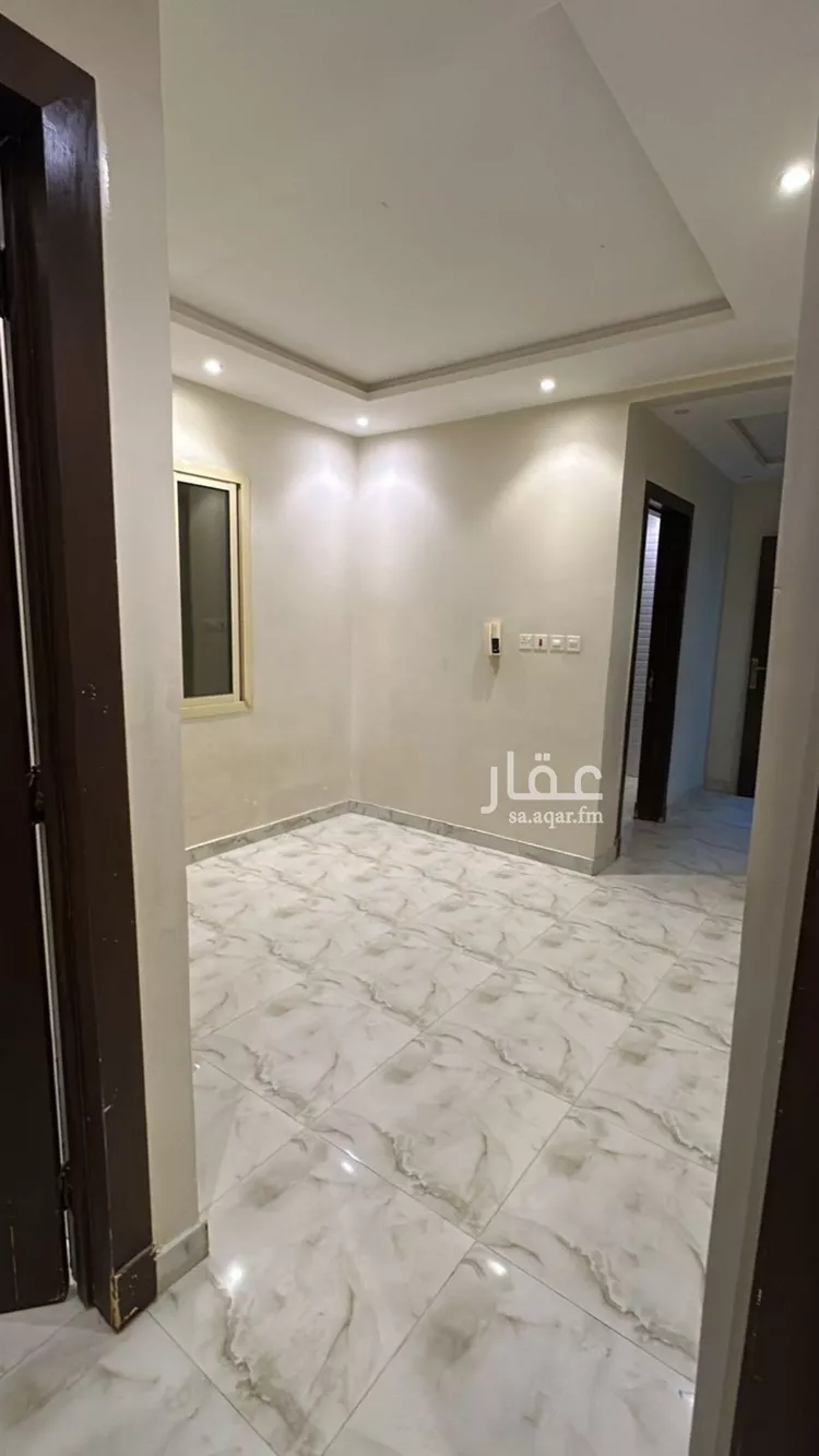 شقة للإيجار في شارع أحمد بن عبدالله الصنعاني, حي الرمال, مدينة الرياض, منطقة الرياض صورة 5