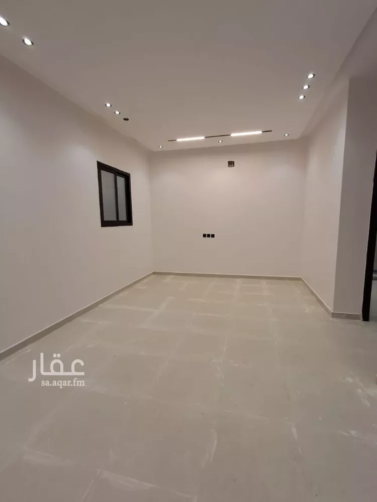 فيلا للبيع في شارع حامد القاري, حي عكاظ, مدينة الرياض, منطقة الرياض 16