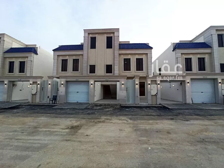 دور للبيع في شارع الخطيب التبريزي, حي عكاظ, مدينة الرياض, منطقة الرياض