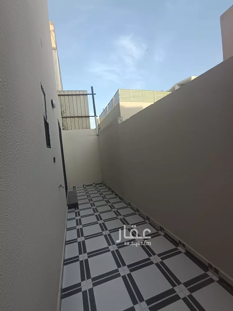 دور للبيع في شارع الوفراء, حي الزهرة, مدينة الرياض, منطقة الرياض صورة 2