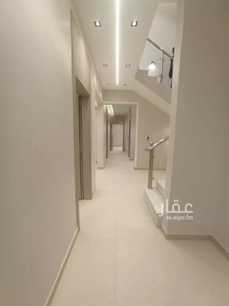 دور للبيع في شارع سيف الدولة الحمداني, حي غرناطة, مدينة المزاحمية, منطقة الرياض 7