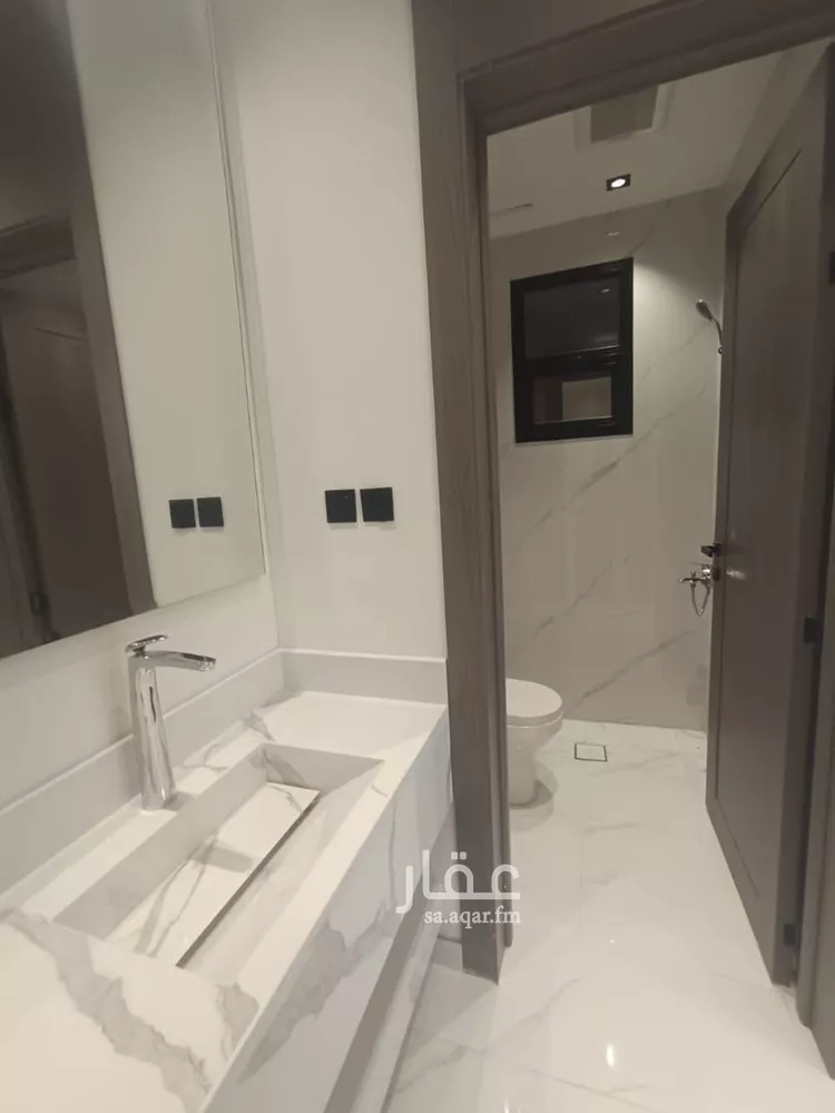 دور للبيع في شارع جعفر بن الحداد, حي عكاظ, مدينة الرياض, منطقة الرياض صورة 4