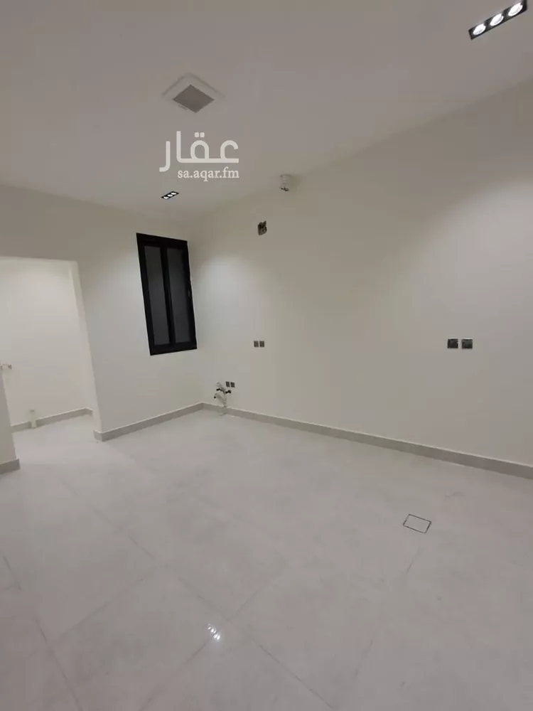 Floor for Sale in Riyadh Tuwaiq 10
