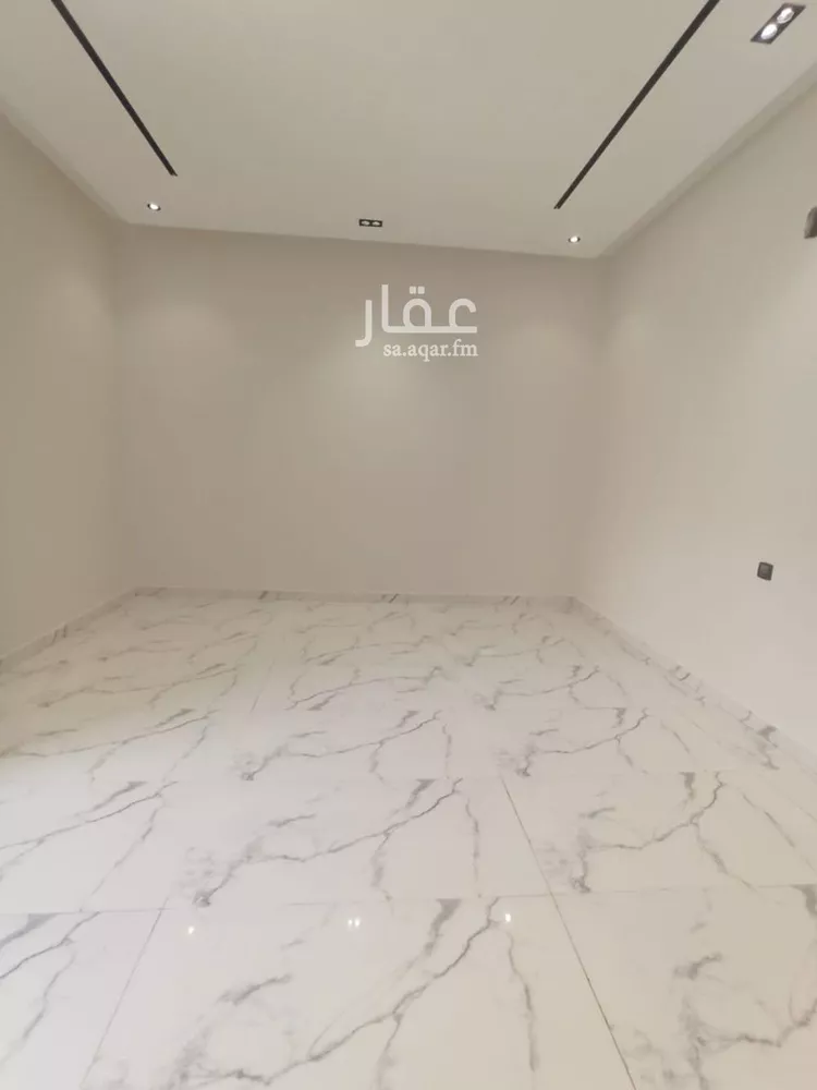 Floor for Sale in Riyadh Tuwaiq 7