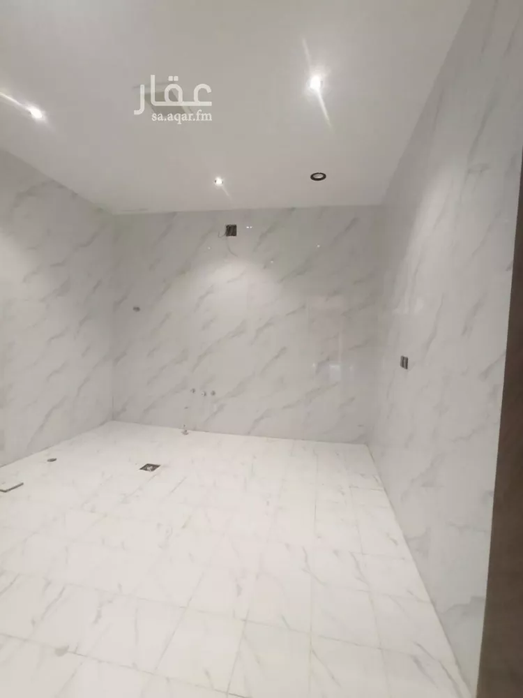 شقة للبيع في شارع هبة الله بن أبي الرداد, حي بدر, مدينة الرياض, منطقة الرياض صورة 3