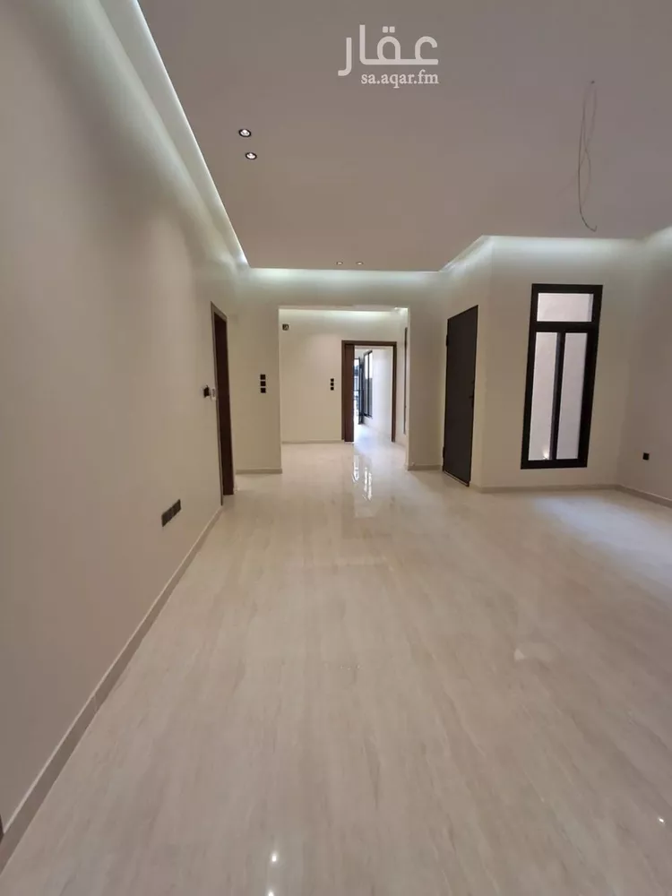 Floor for Sale in Riyadh Dirab 15