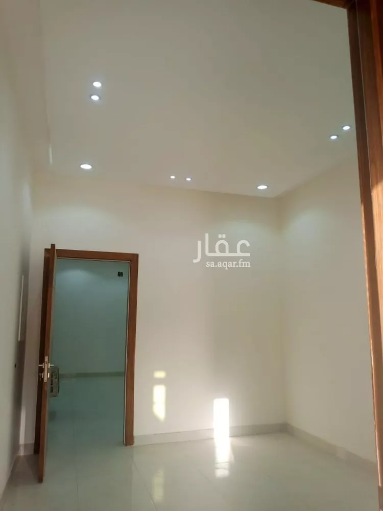 دور للبيع في شارع المدينه المنوره, حي العوالي, مدينة الرياض, منطقة الرياض صورة 5