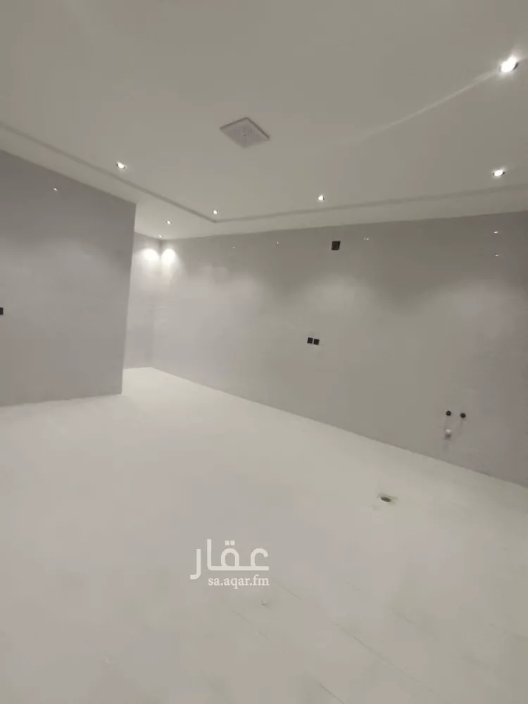 شقة للبيع في شارع أبي عبيدة النابلسي, حي عكاظ, مدينة الرياض, منطقة الرياض 7