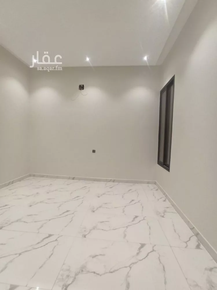 Floor for Sale in Riyadh Tuwaiq 11