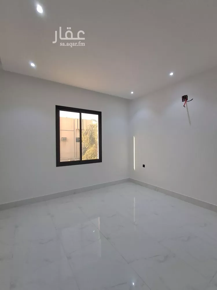 Floor for Sale in Riyadh Al Uraija Al Gharbiyah 8