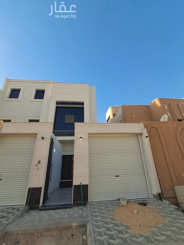 دور للبيع في شارع الحليوة, حي العريجاء الغربي, مدينة الرياض, منطقة الرياض