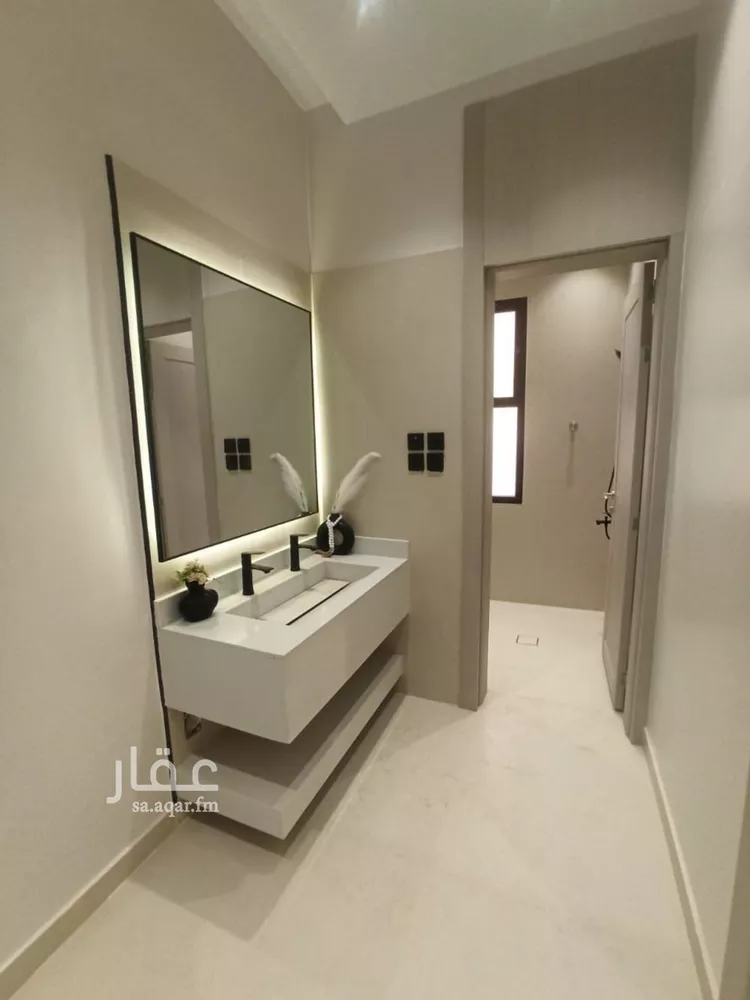 Villa for Sale in Riyadh Tuwaiq 8