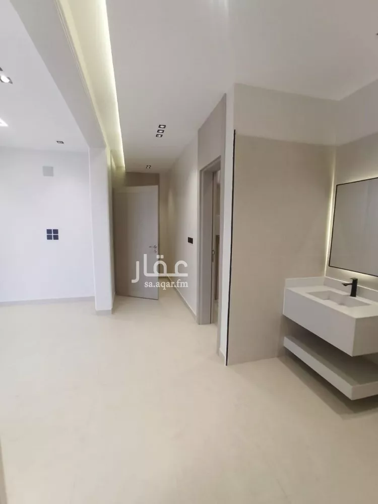 دور للبيع في شارع سيف الدولة الحمداني, حي غرناطة, مدينة المزاحمية, منطقة الرياض 20