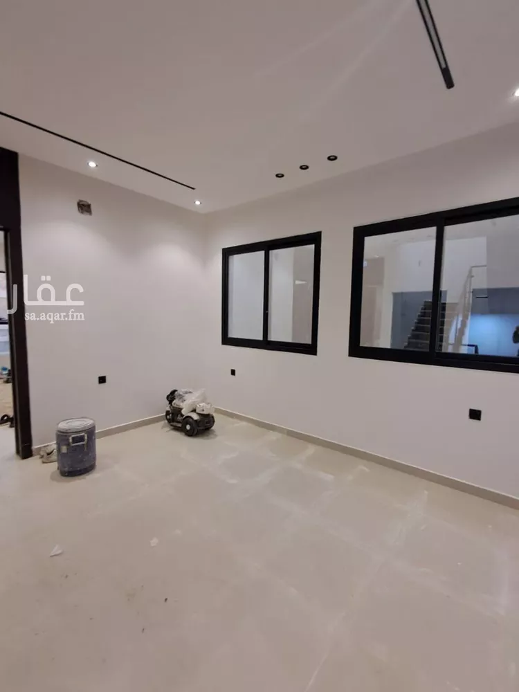 فيلا للبيع في شارع حامد القاري, حي عكاظ, مدينة الرياض, منطقة الرياض 11