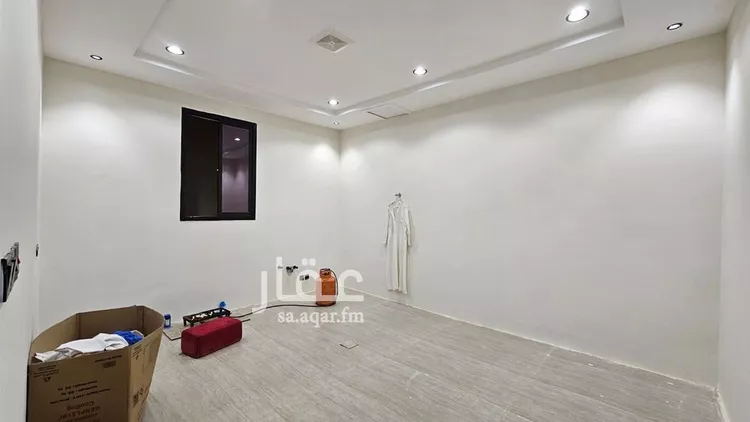 فيلا للبيع في شارع محمد السنوسي, حي العريجاء الغربي, مدينة الرياض, منطقة الرياض صورة 4