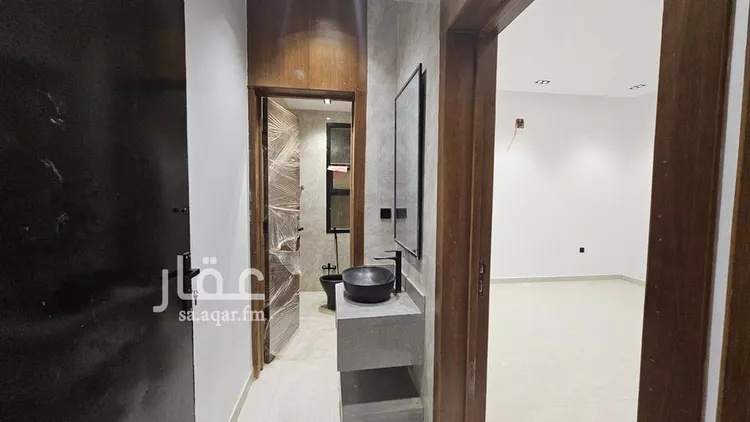 دور للبيع في شارع حسين سرحان, حي العوالي, مدينة الرياض, منطقة الرياض صورة 4