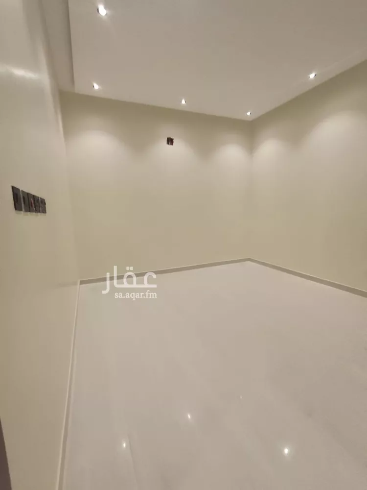 شقة للبيع في شارع أبي عبيدة النابلسي, حي عكاظ, مدينة الرياض, منطقة الرياض صورة 4