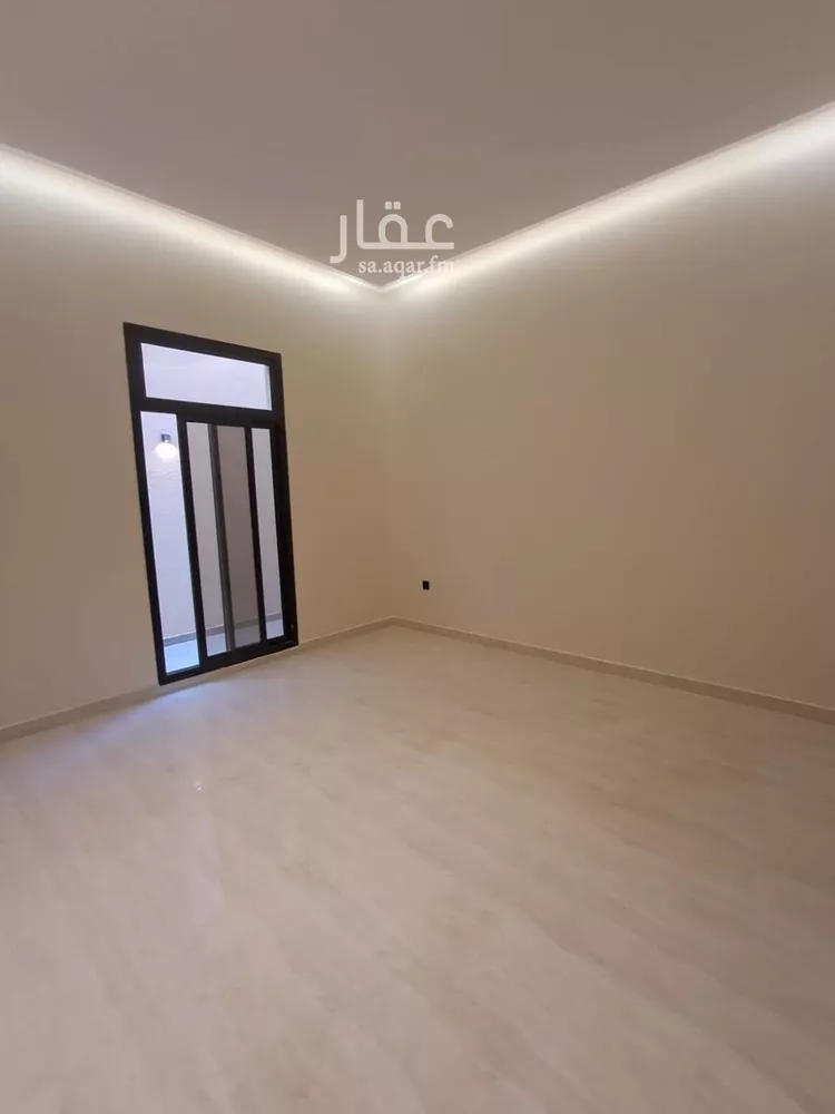 Floor for Sale in Riyadh Dirab 10