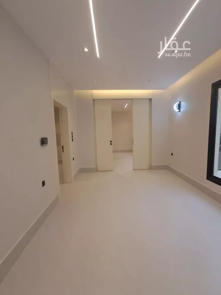 Floor for Sale in Riyadh Dirab 17