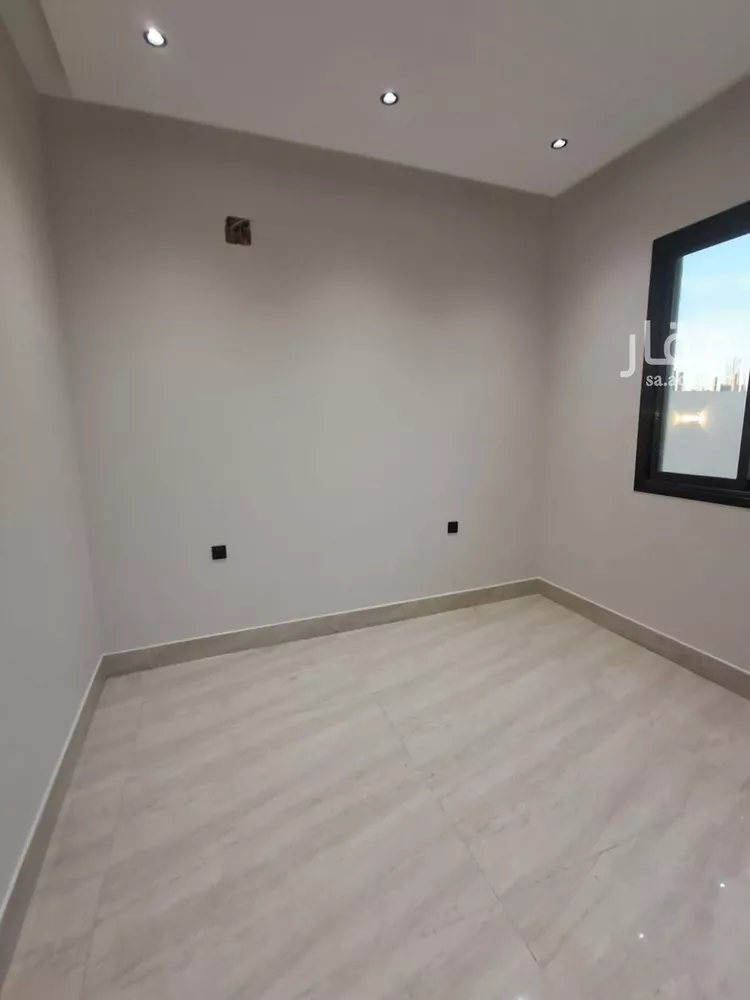Floor for Sale in Riyadh Dirab 22
