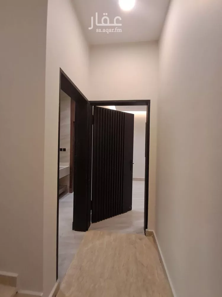 Floor for Sale in Riyadh Dirab 28