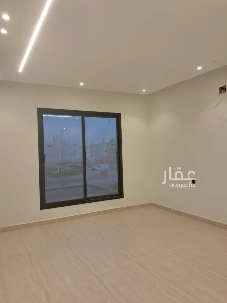 دور للبيع في شارع احمد بن الخطاب, حي طويق, مدينة الرياض, منطقة الرياض صورة 3