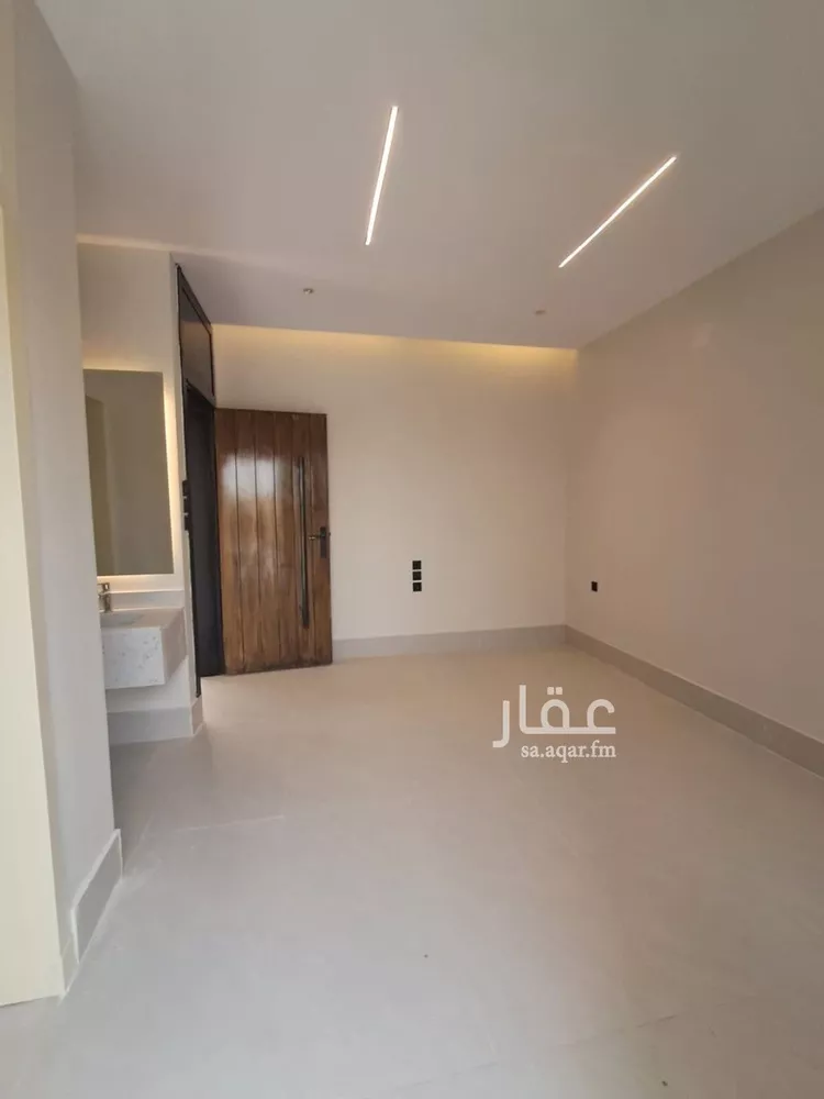 Floor for Sale in Riyadh Dirab 26