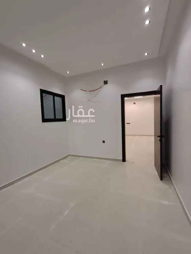 فيلا للبيع في شارع حامد القاري, حي عكاظ, مدينة الرياض, منطقة الرياض 9