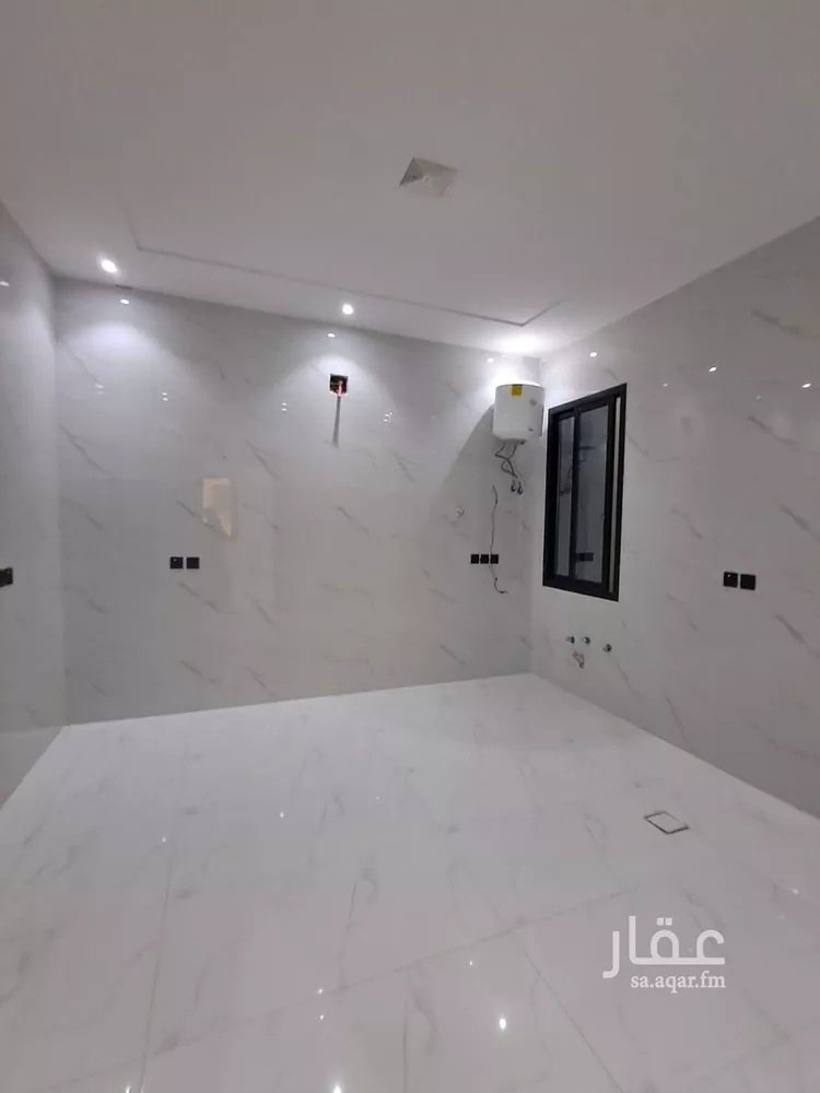 Floor for Sale in Riyadh Al Uraija Al Gharbiyah 7