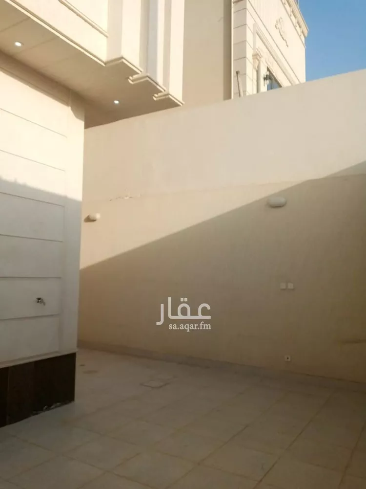 دور للبيع في شارع المدينه المنوره, حي العوالي, مدينة الرياض, منطقة الرياض صورة 4