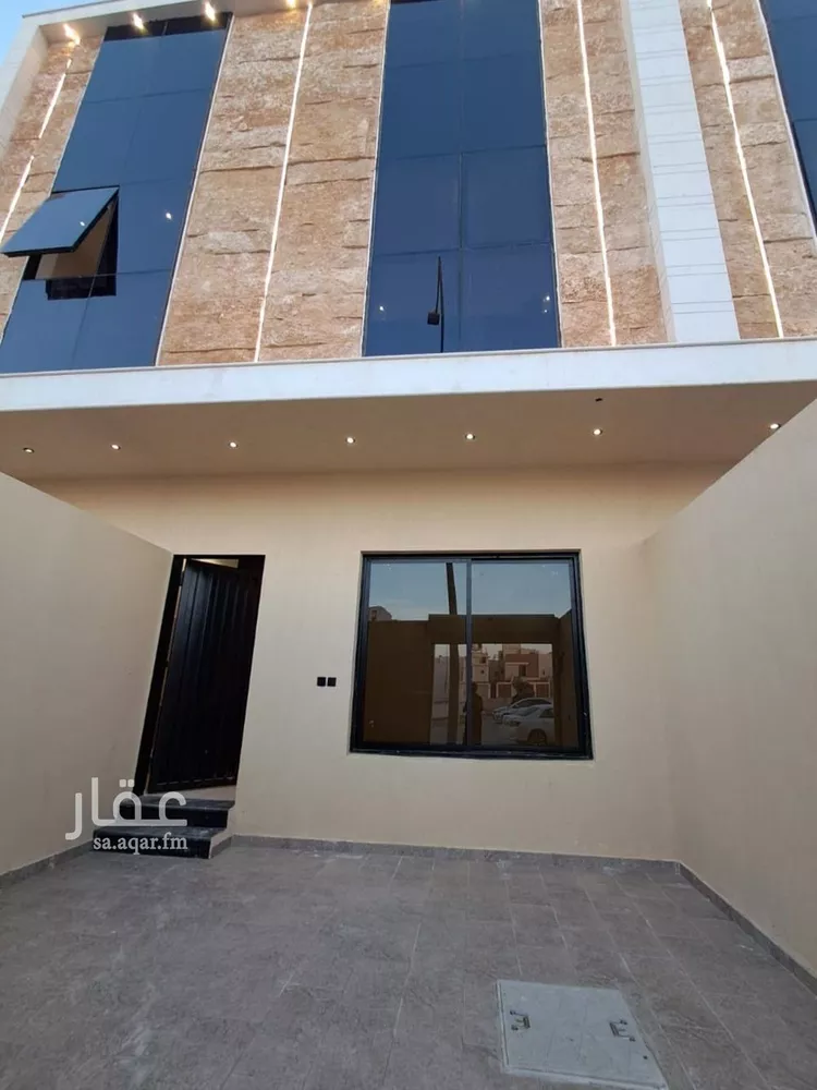 فيلا للبيع في شارع حامد القاري, حي عكاظ, مدينة الرياض, منطقة الرياض صورة 2