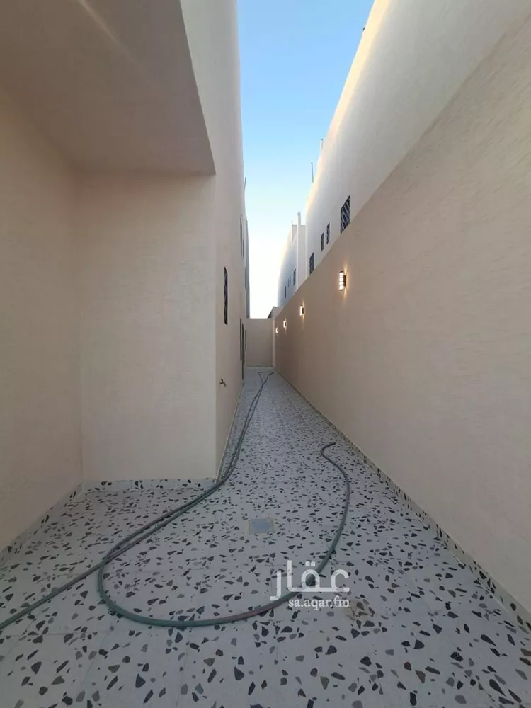 فيلا للبيع في شارع الطنيب, حي طيبة, مدينة الرياض, منطقة الرياض صورة 3