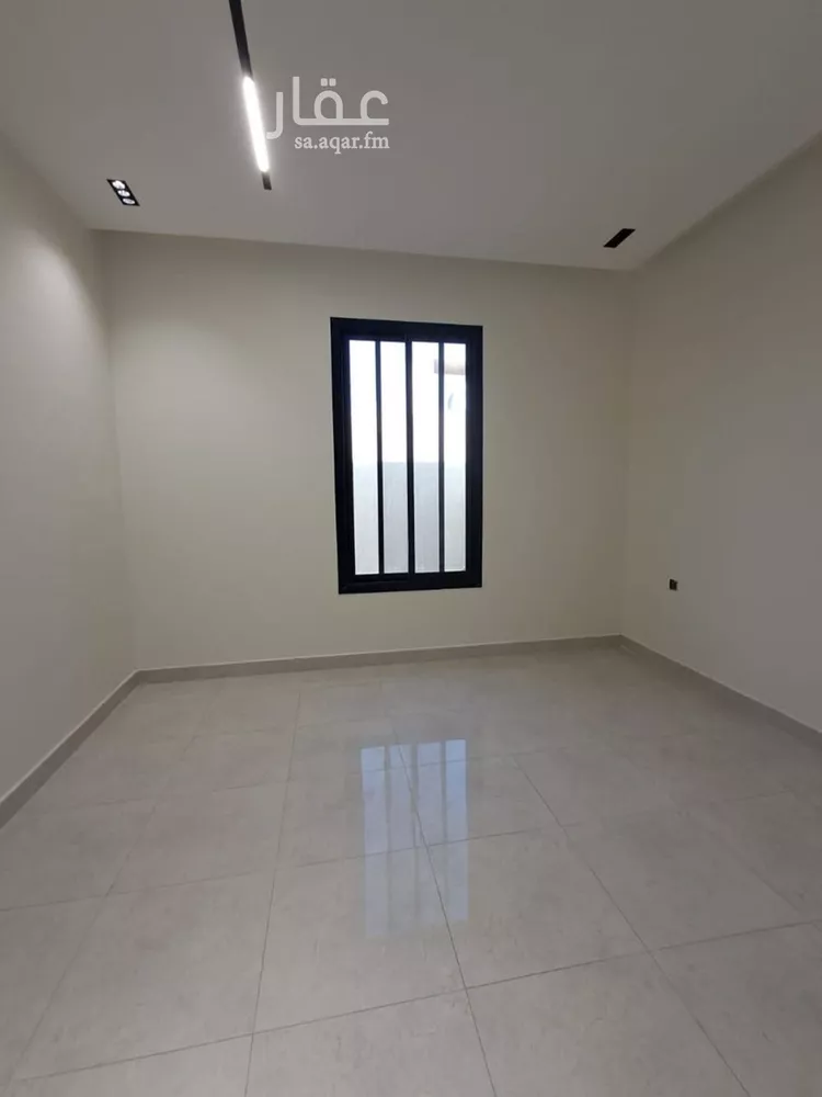 Floor for Sale in Riyadh Tuwaiq 16