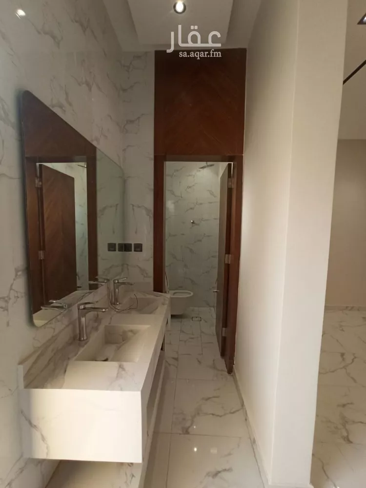 Floor for Sale in Riyadh Tuwaiq 8