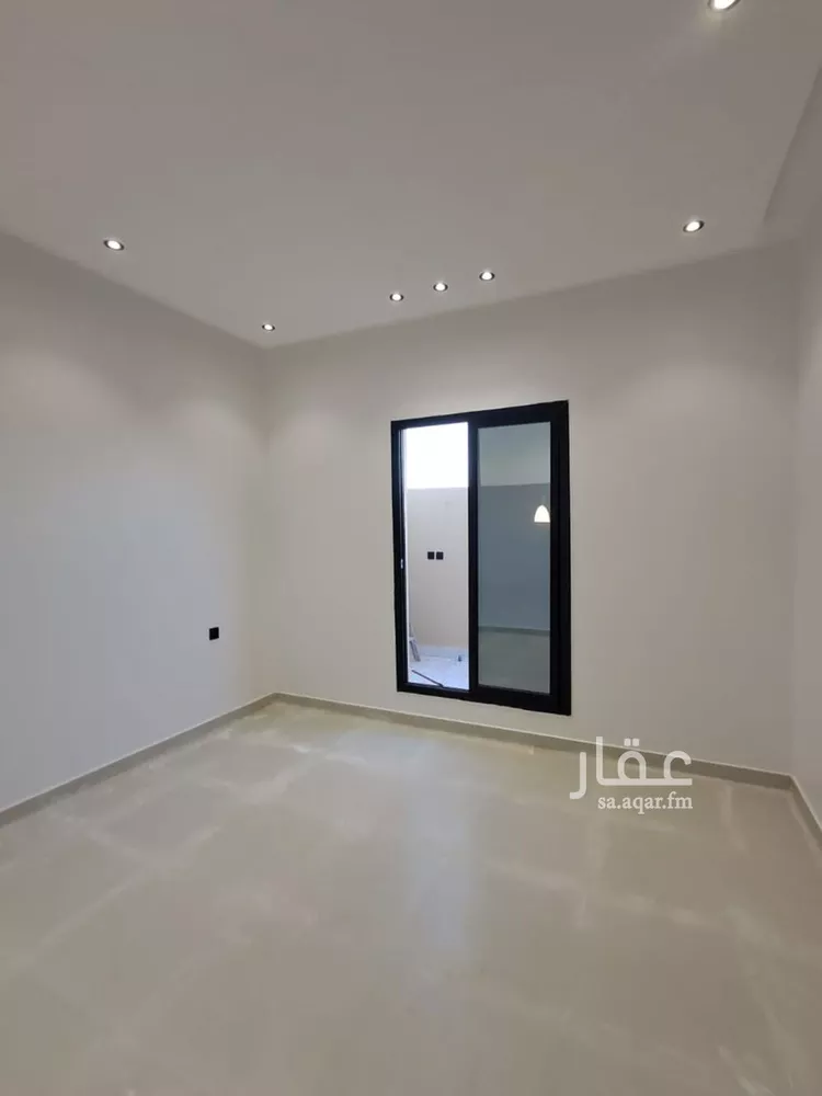 فيلا للبيع في شارع حامد القاري, حي عكاظ, مدينة الرياض, منطقة الرياض 13