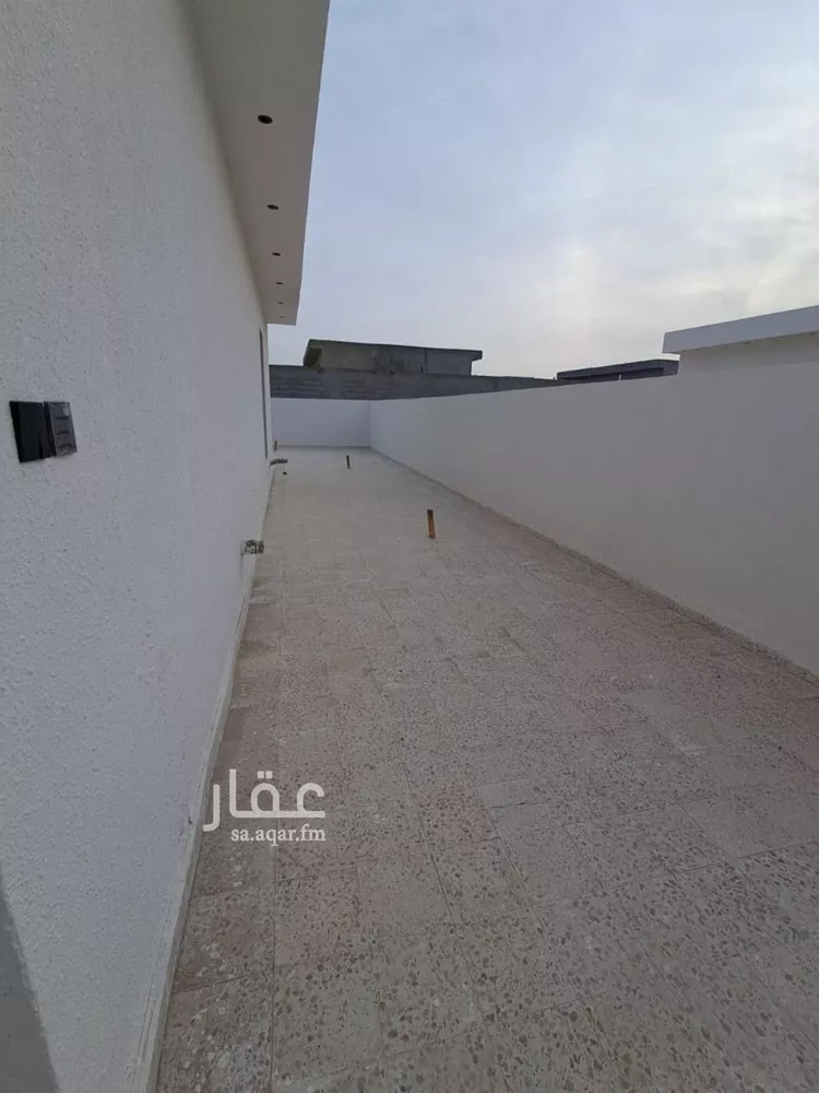 دور للبيع في شارع شارع وادي أرثد, حي عكاظ, مدينة الرياض, منطقة الرياض صورة 5