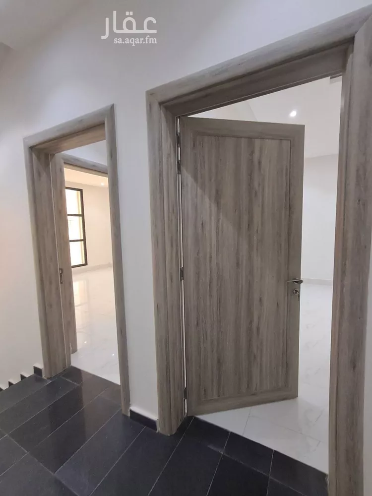 Floor for Sale in Riyadh Al Uraija Al Gharbiyah 17