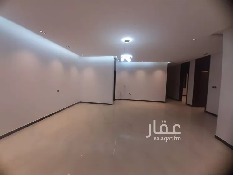 دور للبيع في شارع الجنابين, حي الحزم, مدينة الرياض, منطقة الرياض صورة 3