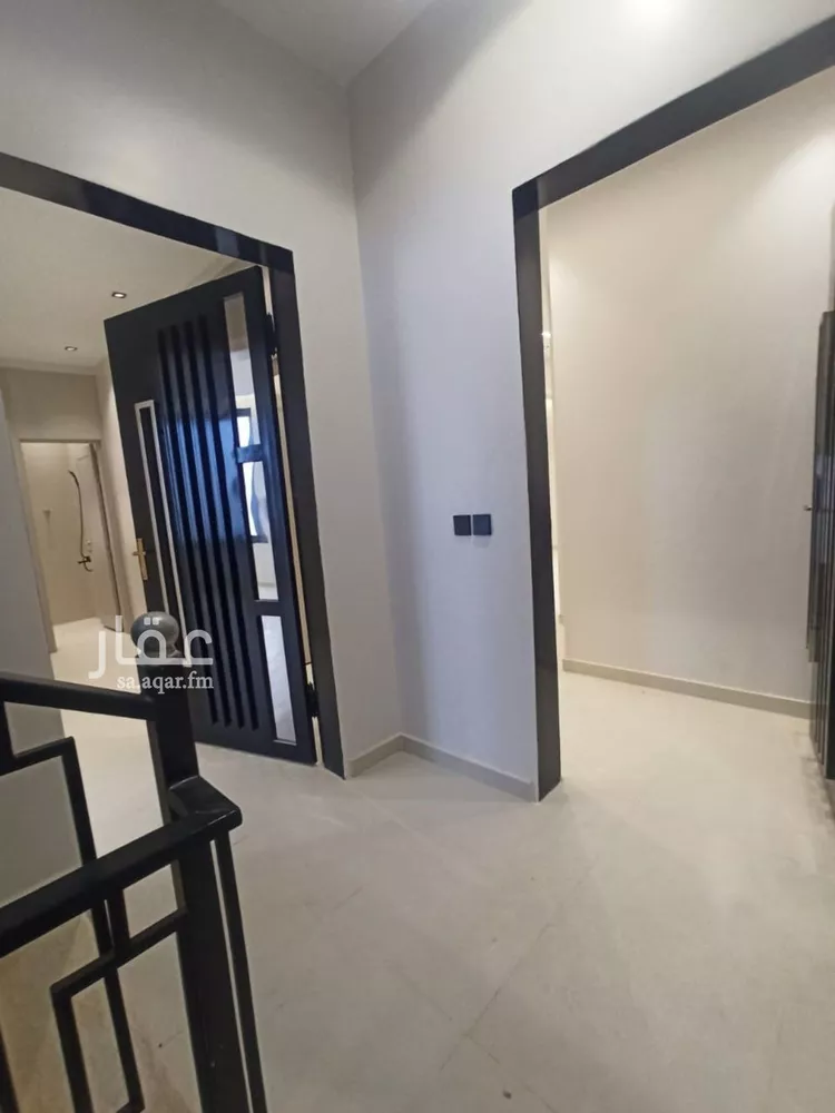 دور للبيع في شارع سيف الدولة الحمداني, حي غرناطة, مدينة المزاحمية, منطقة الرياض 18