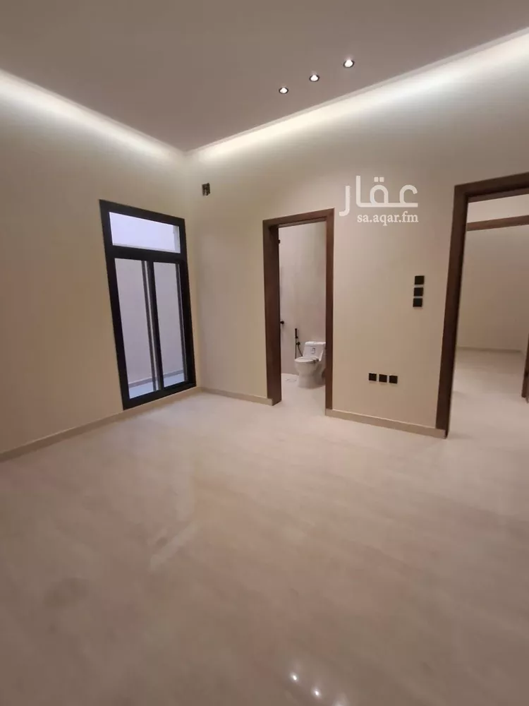 Floor for Sale in Riyadh Dirab 7
