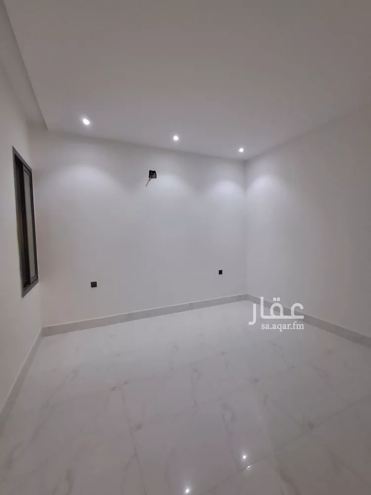 Floor for Sale in Riyadh Al Uraija Al Gharbiyah 13