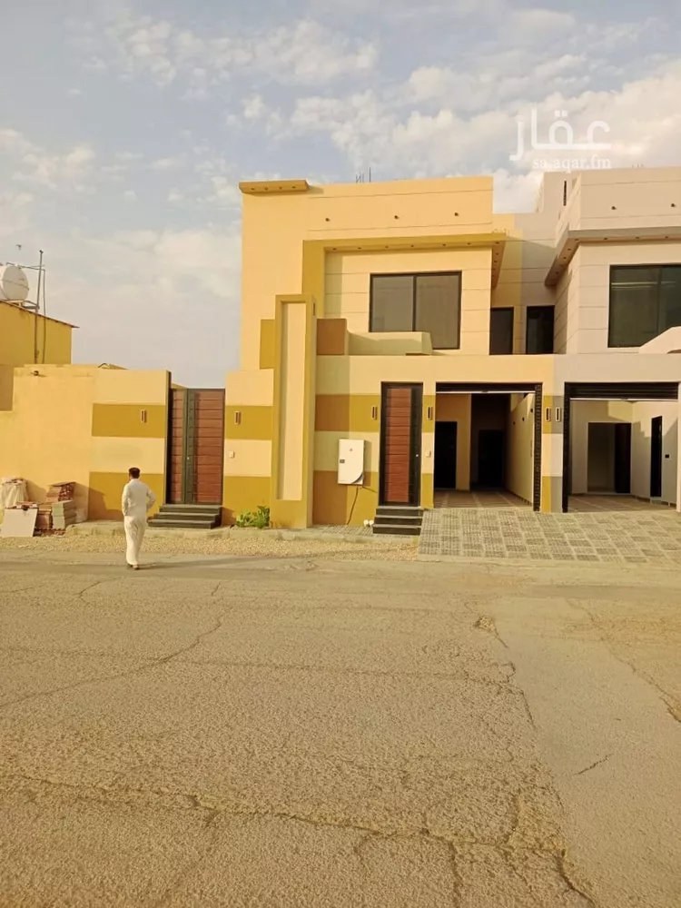 فيلا للبيع في شارع حكيم ابن حزام, حي نوارة, مدينة المزاحمية, منطقة الرياض صورة 2