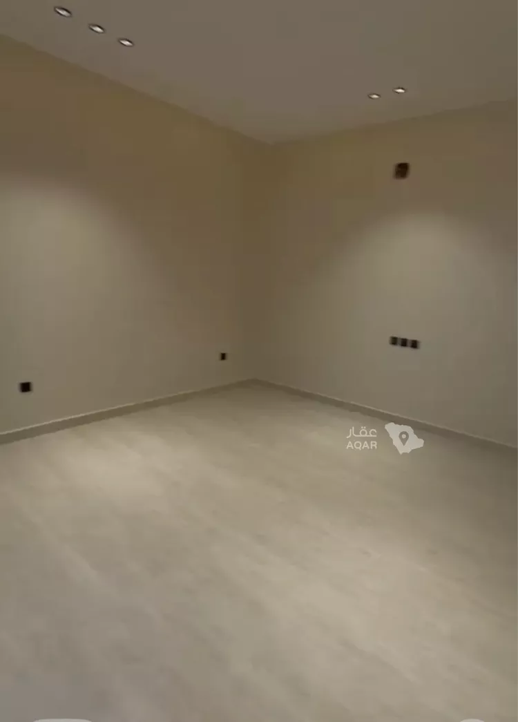 Floor for Sale in Riyadh Al Janadriyah صورة 4