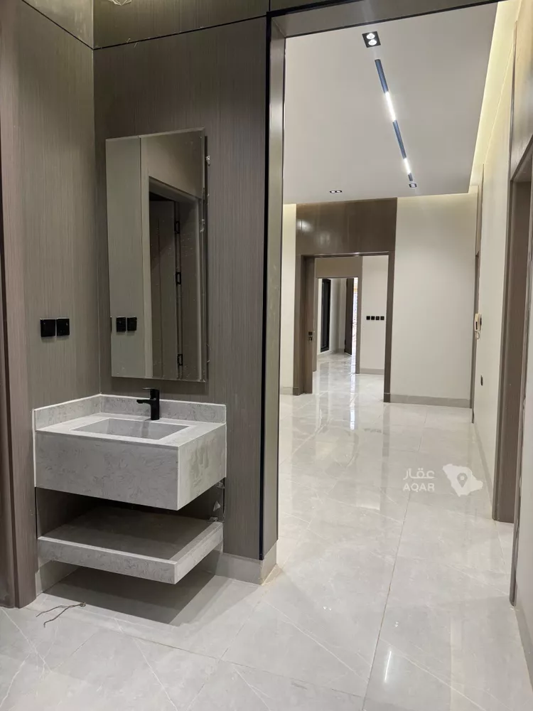 Floor for Sale in Riyadh Al Janadriyah صورة 5
