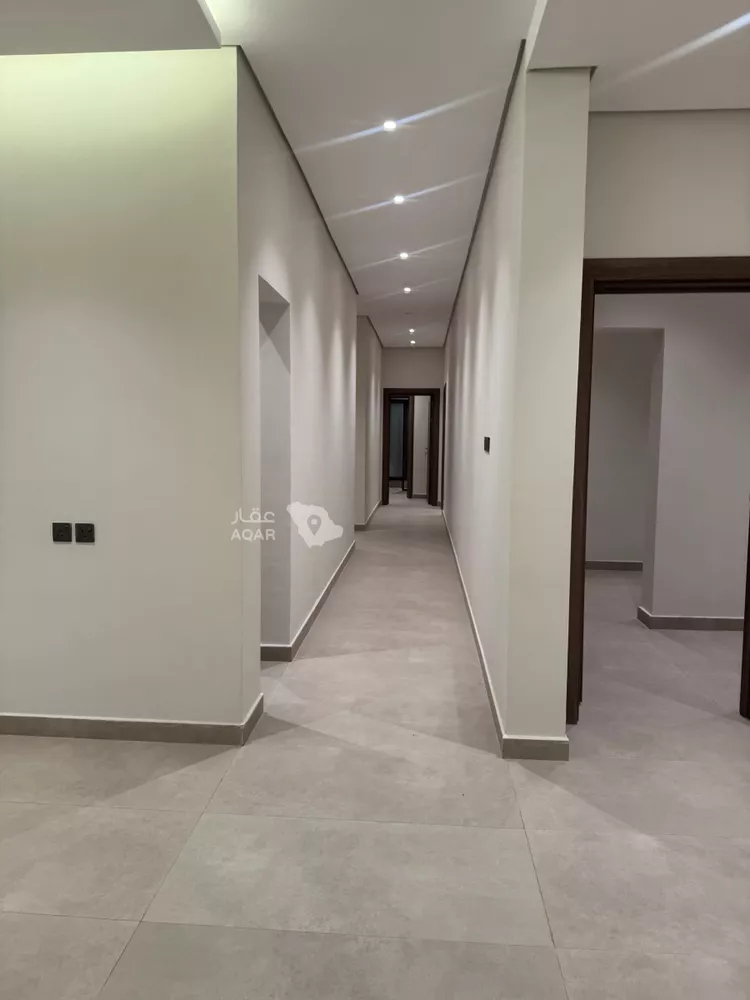 دور للبيع في شارع محمد بن عبدالرحمن ريس, حي الرمال, مدينة الرياض, منطقة الرياض 7